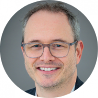 Headshot Dr. David Mathieu